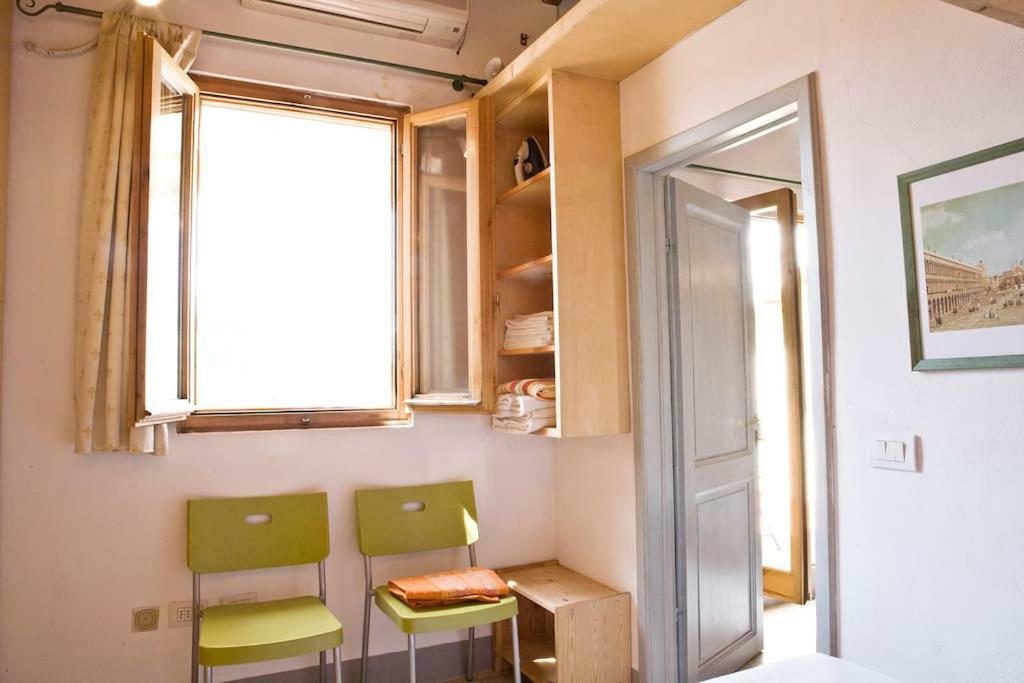 Rebby'S Terrace Appartement Florence Buitenkant foto